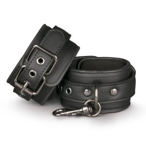 Esposas de cuero negro